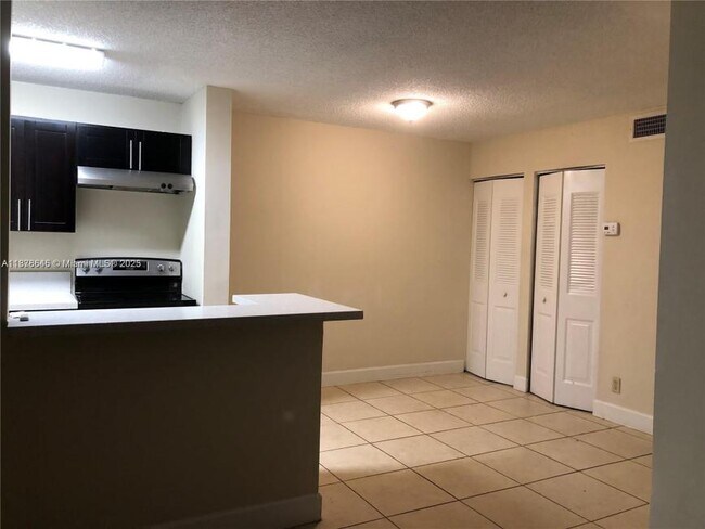 Foto del edificio - 2 bedroom in Plantation FL 33324