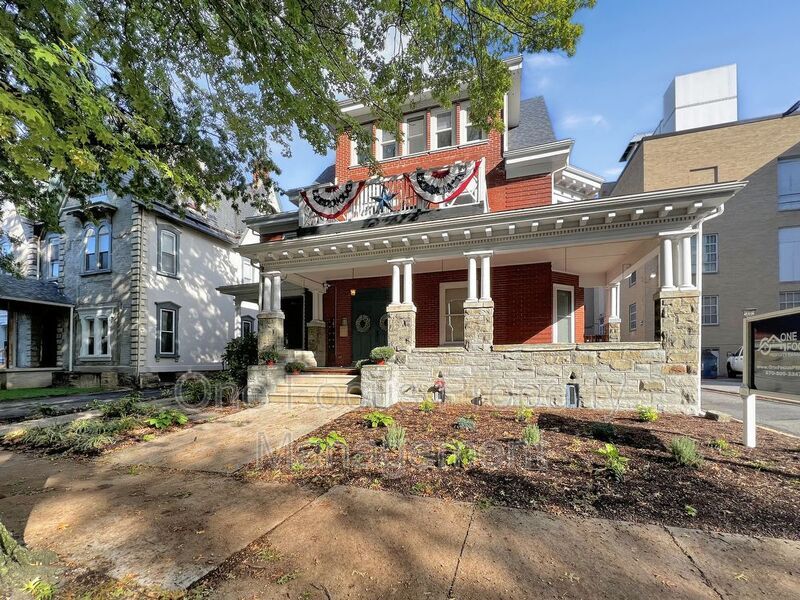 414 W 4th St, Williamsport, PA 17701 House Rental in Williamsport, PA