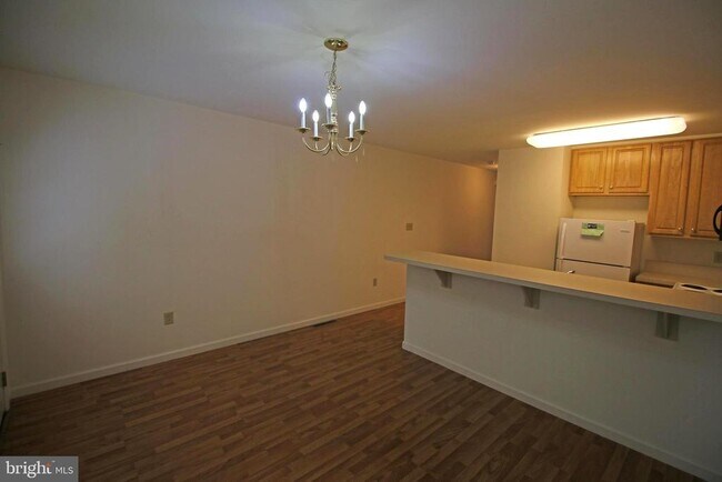 Foto del edificio - 63 N Cherry St