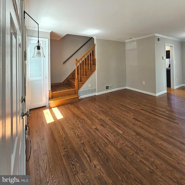 Foto del edificio - 2214 Arlington Terrace