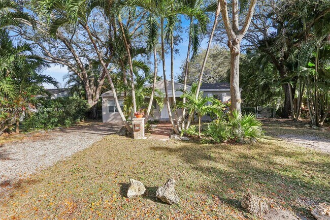 Foto del edificio - 5111 SW 73rd Terrace