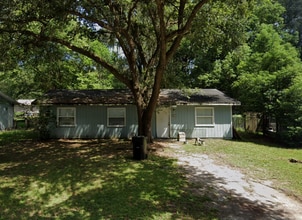 Building Photo - 2036 NW 31st Pl