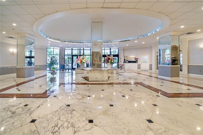 Foto del edificio - 3800 S Ocean Dr