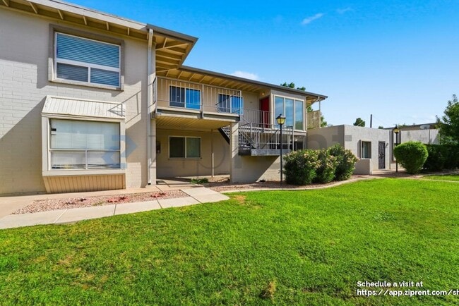 Foto del edificio - 4142 E Calle Redonda