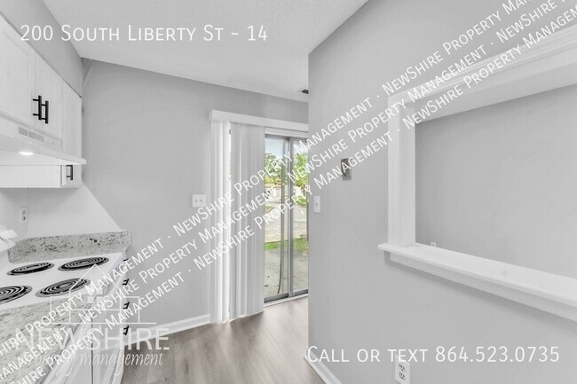 Foto del edificio - 200 S Liberty St