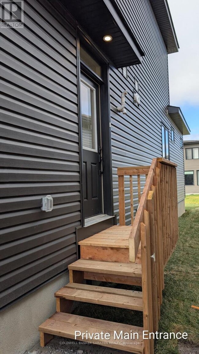 Photo du bâtiment - 238B Ginebik Wy