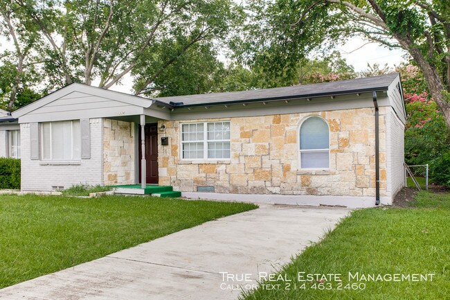 Building Photo - 1334 Valley View St