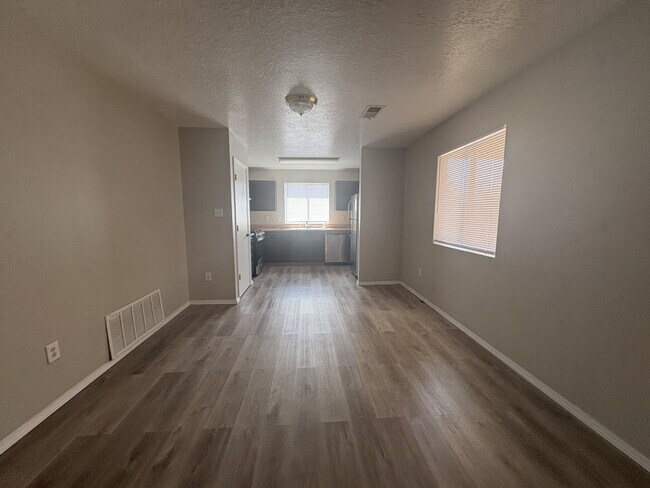 Foto del edificio - 6215 Thais St NW