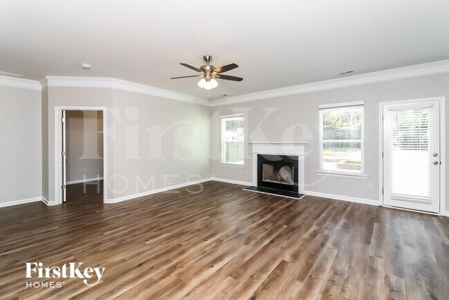 Building Photo - 219 Bollen Ln