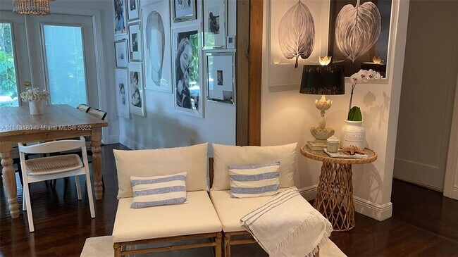 Foto del edificio - 2901 Natoma St