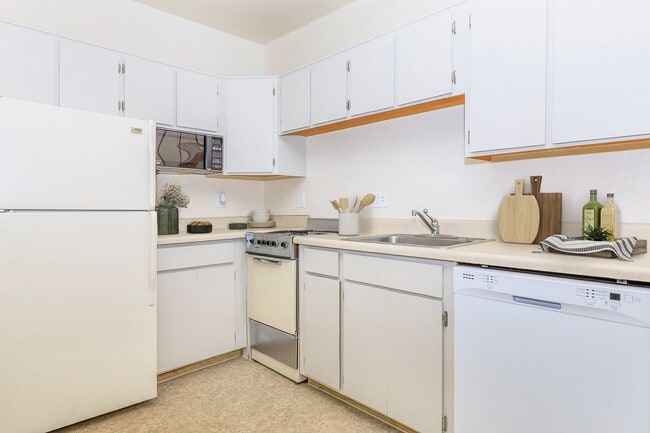 Interior Photo - Sterling Pointe Apartments