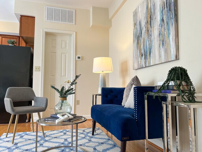 Foto del edificio - 1321 Fairmont St NW