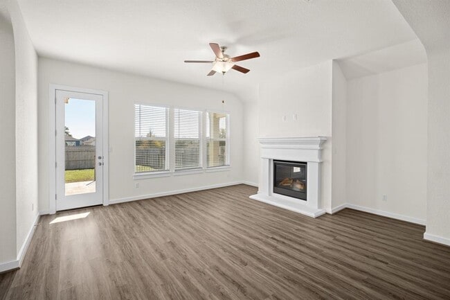 Foto del edificio - 119 James Rose Ln