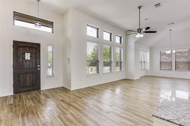 Building Photo - 8518 Linda Vista Dr