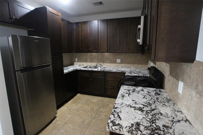 Foto del edificio - 9127 Judwin St
