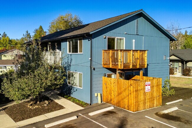 Foto del edificio - Affordable, Attractive 2-bed in a small Complex