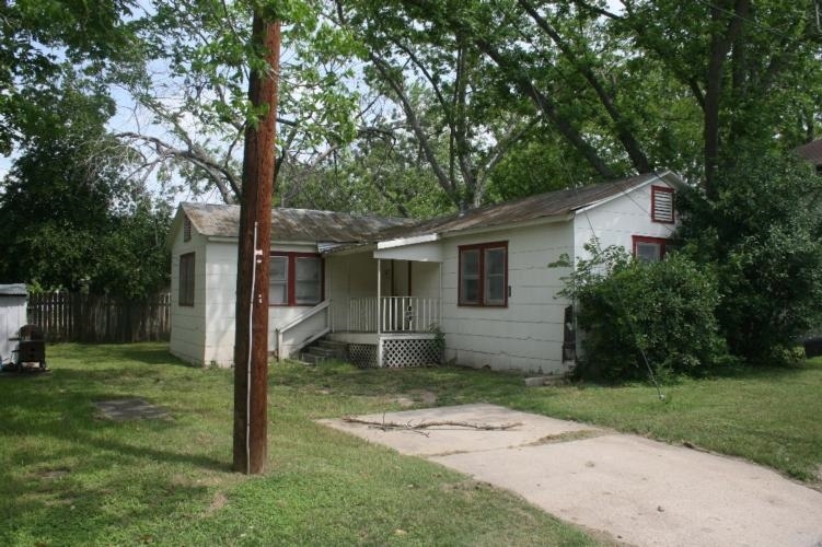 Building Photo - 636 Preston St