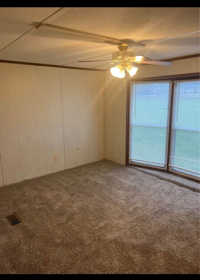 Building Photo - 988 Co Rd 538