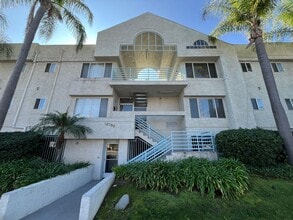 Building Photo - 10706 Victory Blvd