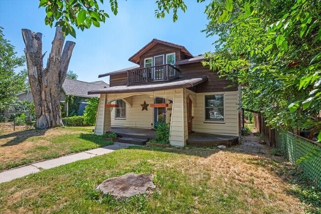Photo - Perfect 4bd located in the Heart of Englewood House