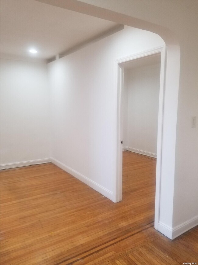 Foto del edificio - 7615 35th Ave