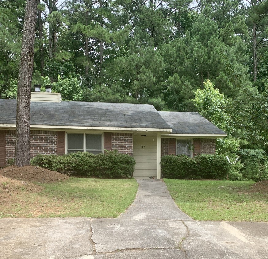165 Chase Dr, Fayetteville, GA 30214 House Rental in Fayetteville, GA