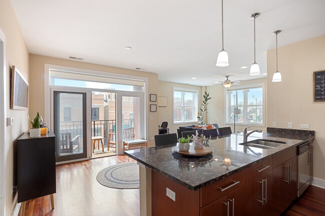 Foto del edificio - 2740 W Armitage Ave