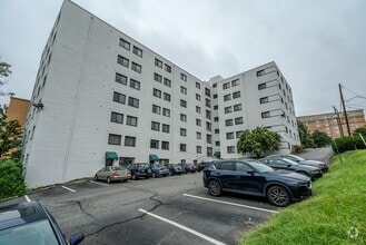Building Photo - 2016 N Adams St