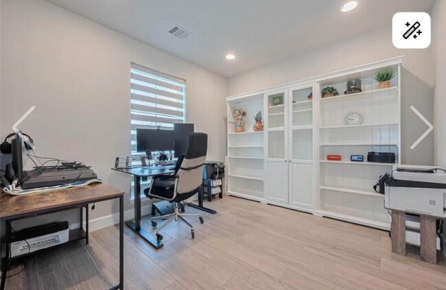 Foto del edificio - 10710 Lacaille Ln