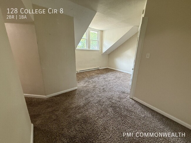 Building Photo - 128 College Cir