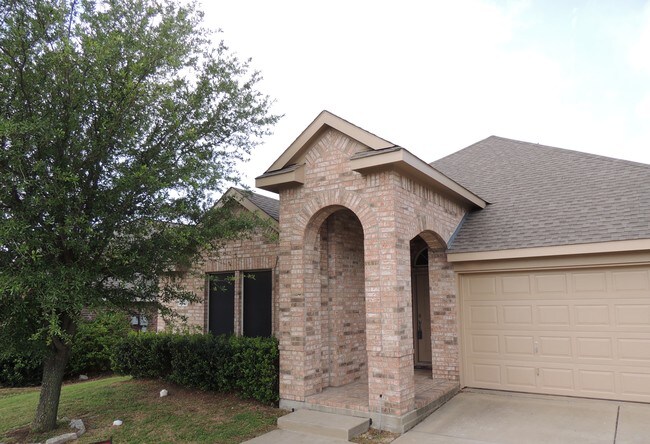 Foto del edificio - 2821 Saddlebred Trail