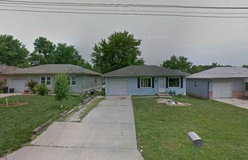 531 E State St, Marshall, MO 65340 House Rental in Marshall, MO