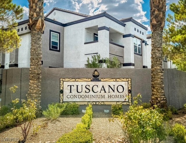 Foto del edificio - 7255 W Sunset Rd