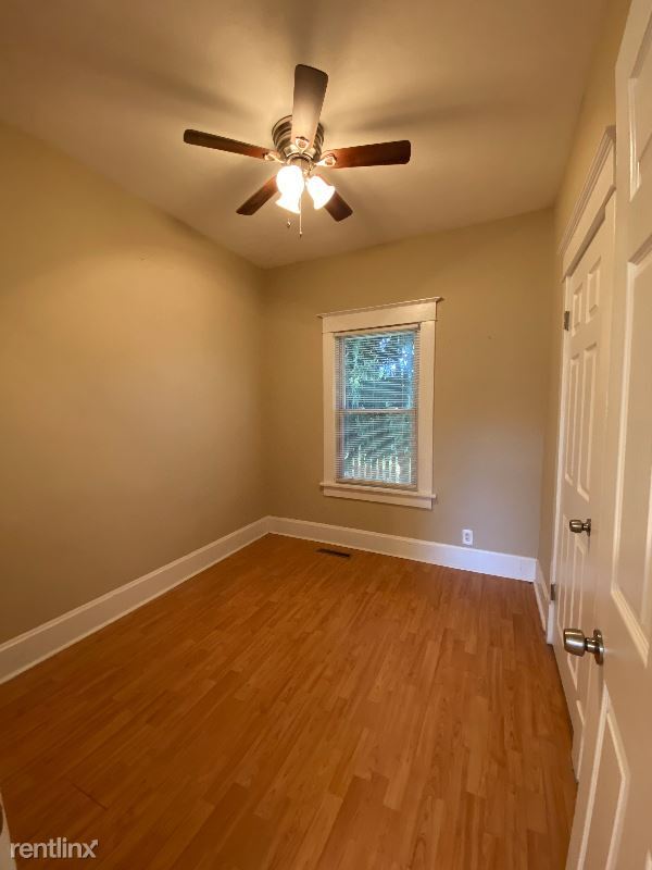 Building Photo - 3 br, 3 bath House - 2216 Lawton St