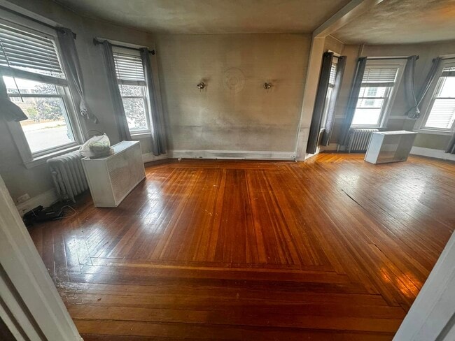 Building Photo - 169 Central Ave