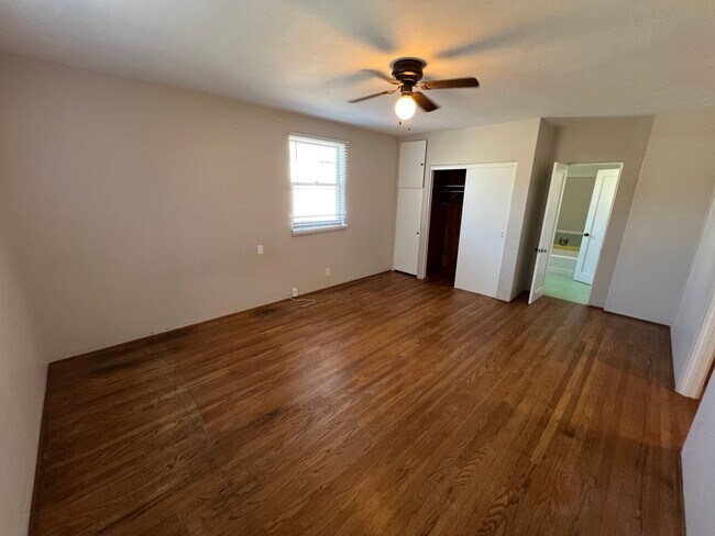 Foto del edificio - Tyler &amp; Maryland Duplex