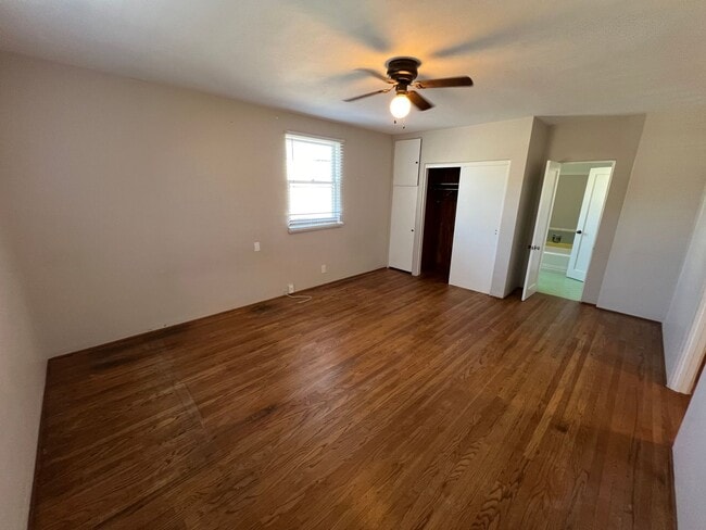 Building Photo - Tyler &amp; Maryland Duplex