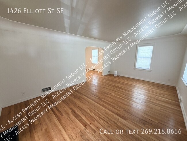 Foto del edificio - 1426 Elliott St SE