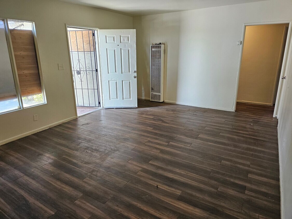 Primary Photo - Section-8 Ok - 4-Bed/2-Bath House in North...