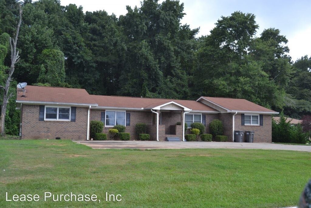 Primary Photo - 3 br, 1.5 bath Apartment - 4443 A Ben Hill Rd