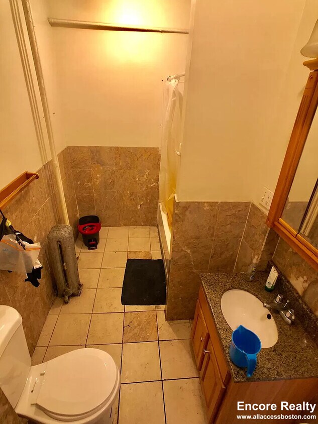 Primary Photo - 313 Huntington Ave