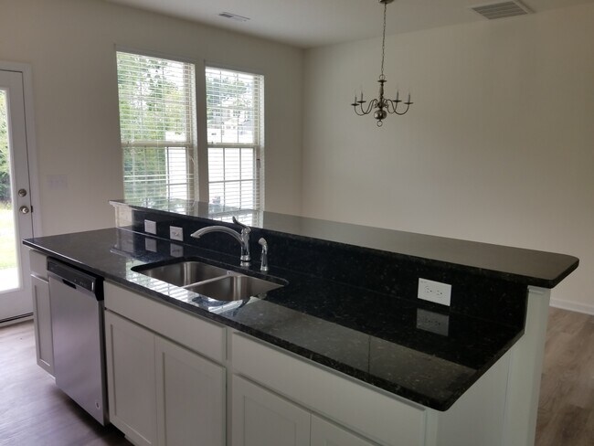 Foto del edificio - 54 E Grove Point Dr