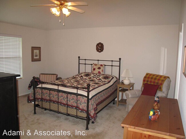 Foto del edificio - 3 br, 2 bath House - 238 Cedar Crest Drive