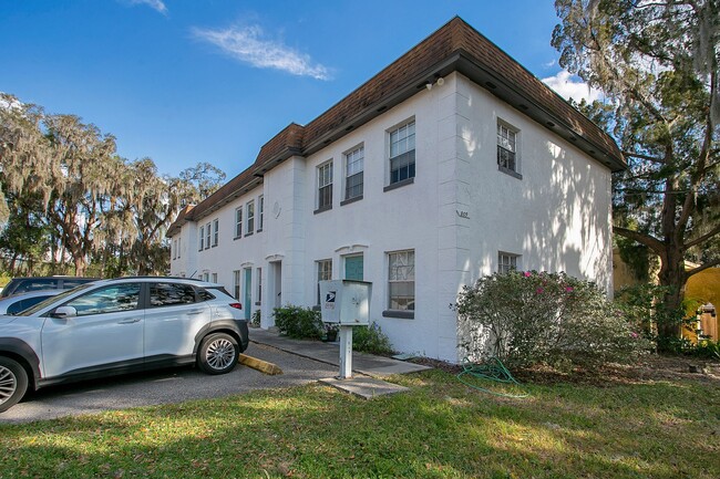 Building Photo - The Garden Apartments