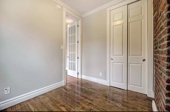 Building Photo - 220 East 13th Street