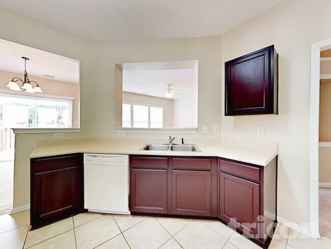 Building Photo - 456 Pond Lillies Rd SE