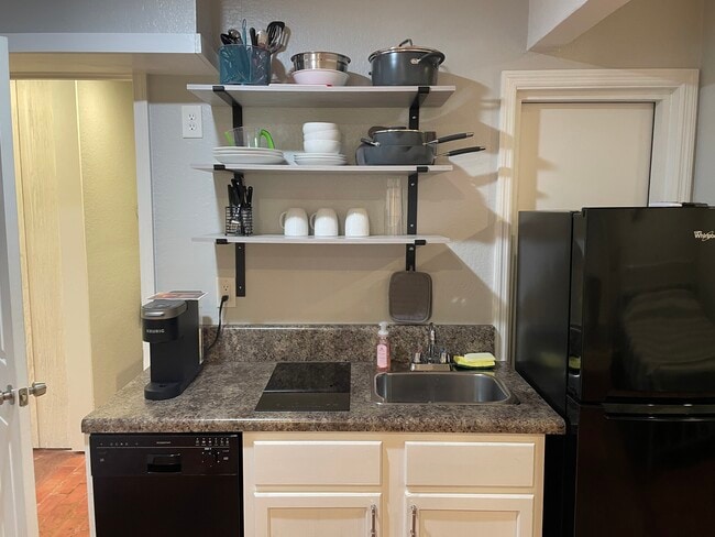 Building Photo - 12609 Cowboy Ln