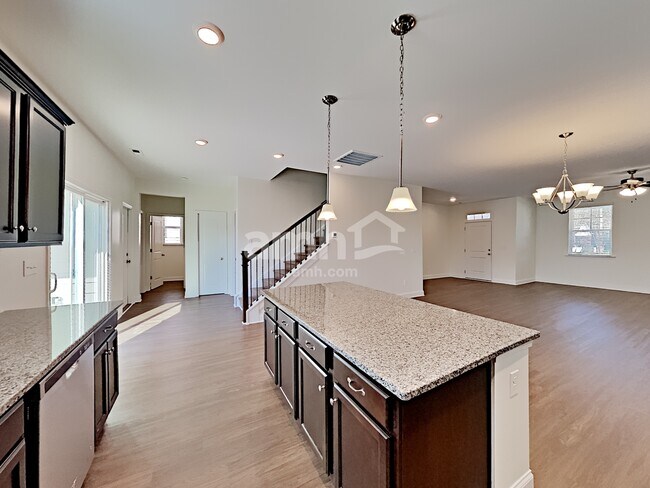 Foto del edificio - 209 Stowe Rd