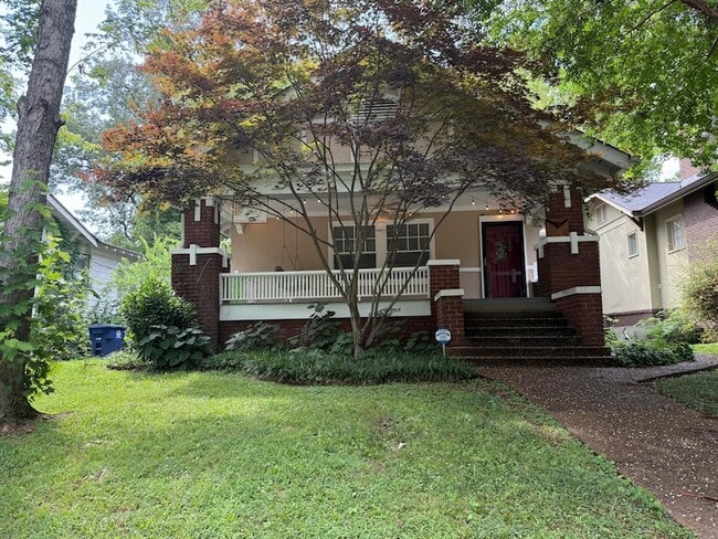 Building Photo - 221 Morningside Dr