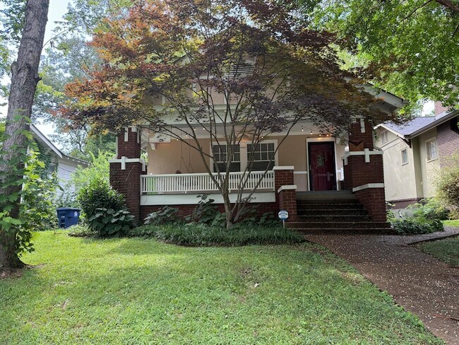 Foto del edificio - 221 Morningside Dr